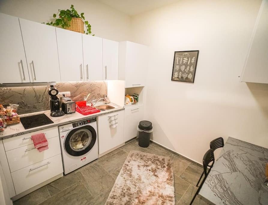 Apartmán Studio & Family - Masionette 24ノ7 Near By Shopping Center Praha Exteriér fotografie
